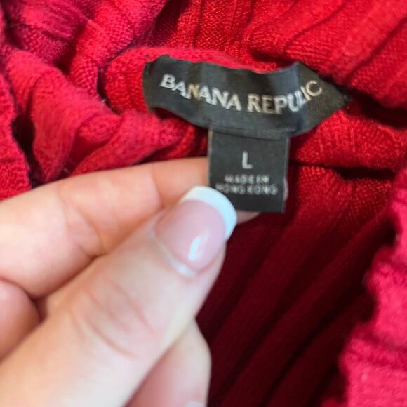 Banana Republic Red Ribbed Turtleneck Sweater Size Large - Picture 2 of 3